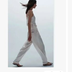 Saint art Stylish Light Beige Pants with Belt